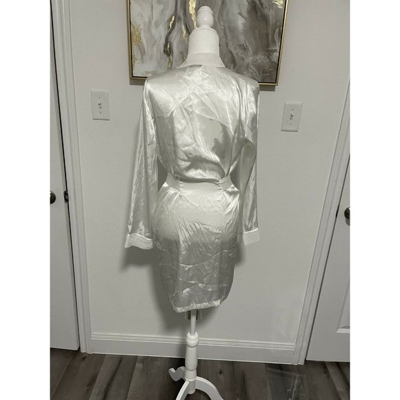 Linea Donatella Silky Night Robe - Picture 2 of 8